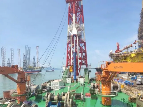 海洋平臺起重機