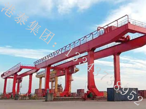 山東營(yíng)口集裝箱門式起重機(jī)廠家集裝箱門式起重機(jī)運(yùn)行平穩(wěn)