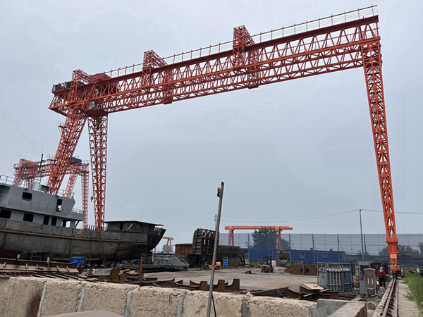 福建泉州造船門式起重機(jī)廠家造船門式起重機(jī)大跨度作業(yè)范圍