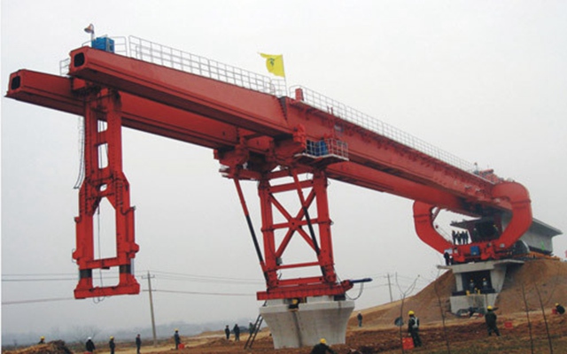 貴州貴陽(yáng)架橋機(jī)廠家 架橋機(jī)為什么不能急剎車(chē)