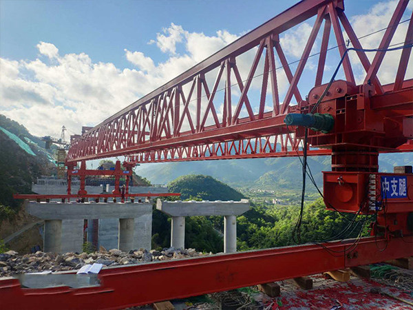 江西南昌架橋機(jī)廠家30-120噸橋機(jī)租賃費(fèi)