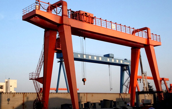 江蘇無(wú)錫集裝箱起重機(jī)廠家介紹規(guī)范操作要點(diǎn)