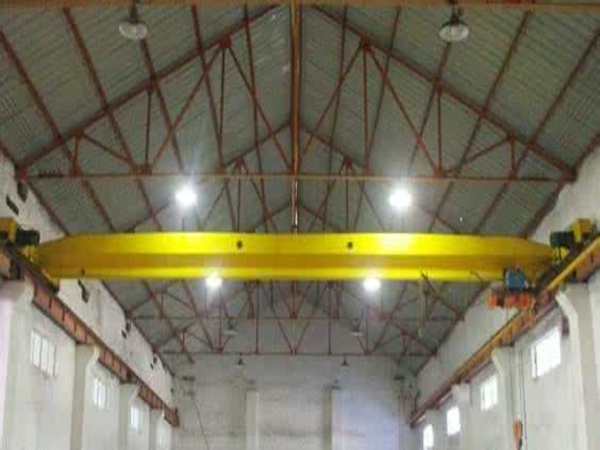 云南玉溪行車行吊廠家分析出現變形原因