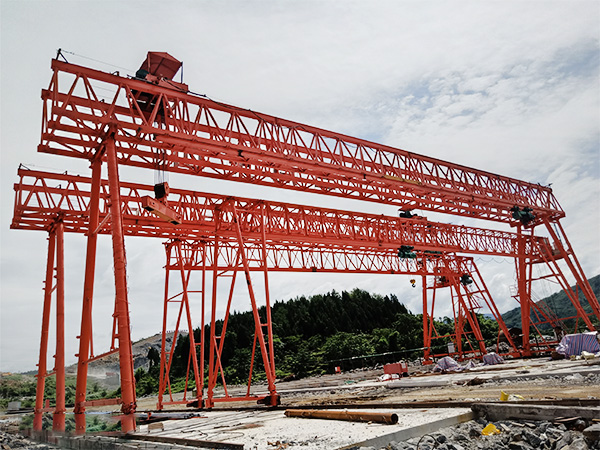 福建福州龍門吊廠家起重過程中注意事項(xiàng)