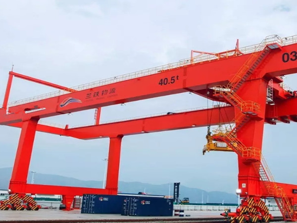 四川達州集裝箱起重機廠家規范操作要點