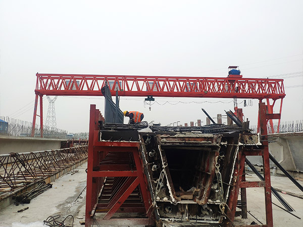 甘肅定西龍門吊廠家出售10噸單梁龍門吊